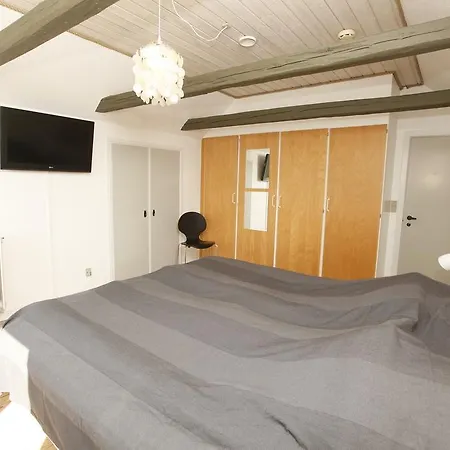 Loftgard Bed And Bath Ovtrup