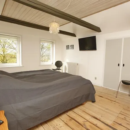 Apartment Loftgard Bed And Bath *