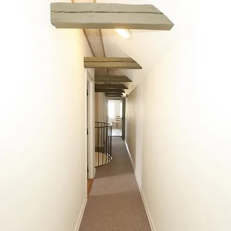 Apartment Loftgard Bed And Bath *